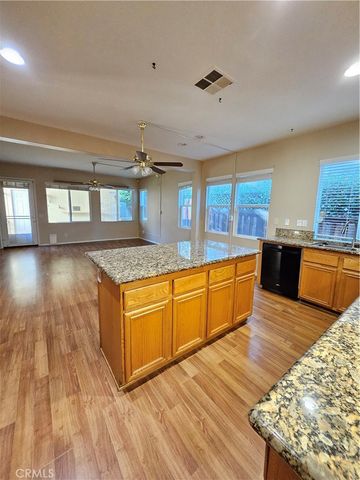 29735 Maxmillian, Murrieta, CA 92563
