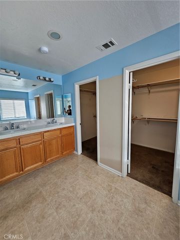 29735 Maxmillian, Murrieta, CA 92563