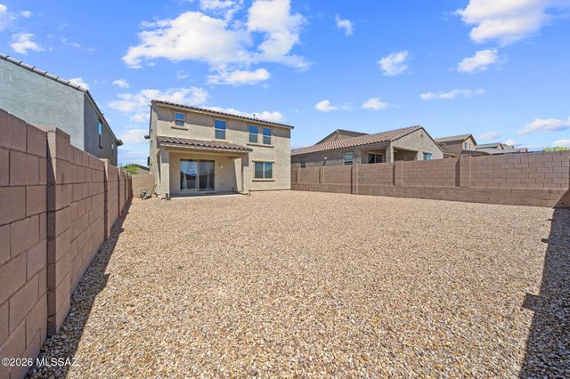 14020 E Golden Oaks Road, Vail, AZ 85641