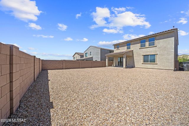 14020 E Golden Oaks Road, Vail, AZ 85641