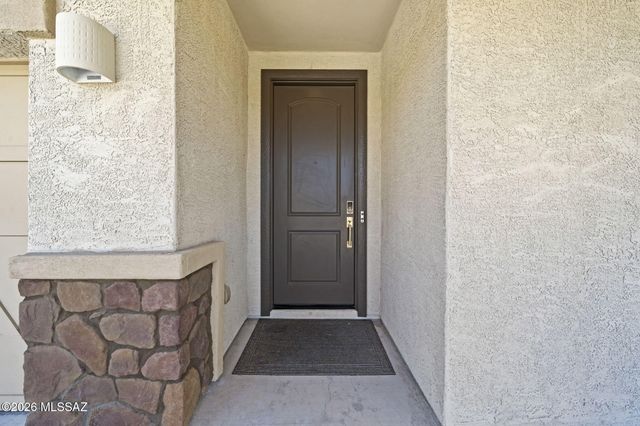 14020 E Golden Oaks Road, Vail, AZ 85641