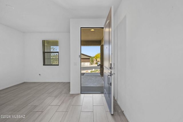 14020 E Golden Oaks Road, Vail, AZ 85641