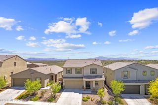 14020 E Golden Oaks Road, Vail, AZ 85641