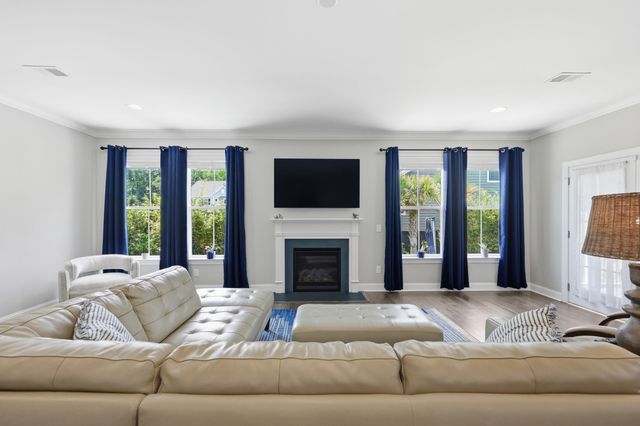 2856 Wagner Way, Mount Pleasant, SC 29466