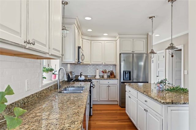 164 Church Street, Barrington, RI 02806