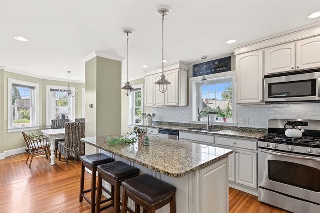 164 Church Street, Barrington, RI 02806