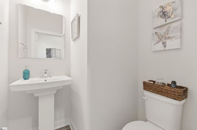 229 Hollythorpe Lane, Fountain Inn, SC 29644