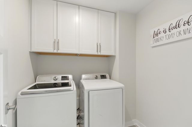 229 Hollythorpe Lane, Fountain Inn, SC 29644