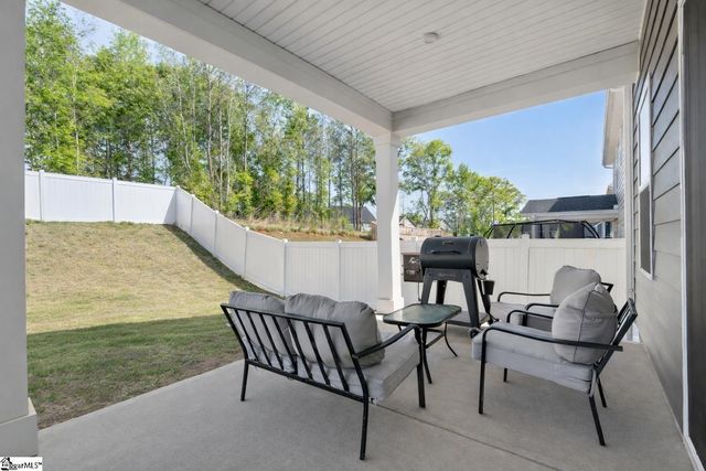 229 Hollythorpe Lane, Fountain Inn, SC 29644