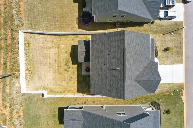 229 Hollythorpe Lane, Fountain Inn, SC 29644