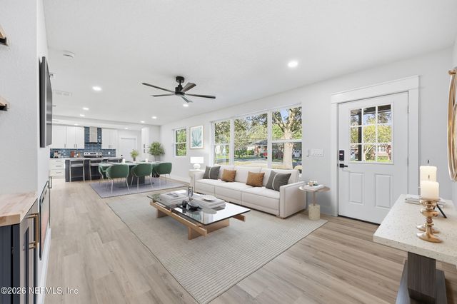 1440 HARBOR OAKS Road, Jacksonville, FL 32207