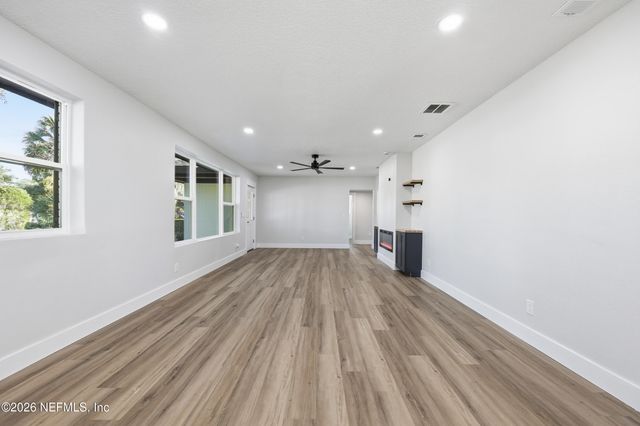 1440 HARBOR OAKS Road, Jacksonville, FL 32207