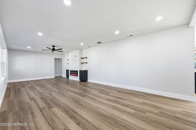 1440 HARBOR OAKS Road, Jacksonville, FL 32207