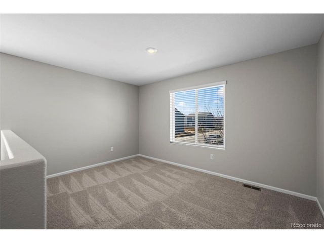 2082 Monte Vista Dr, Lochbuie, CO 80603