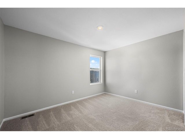 2082 Monte Vista Dr, Lochbuie, CO 80603