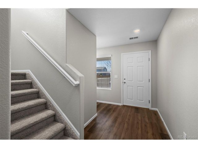 2082 Monte Vista Dr, Lochbuie, CO 80603