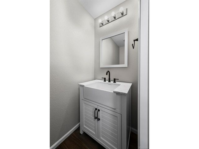 2082 Monte Vista Dr, Lochbuie, CO 80603