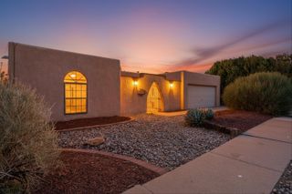 1129 Monte Largo Drive NE, Albuquerque, NM 87123