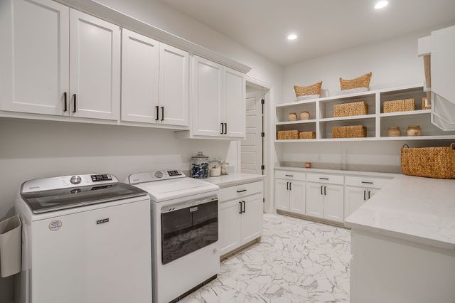 473 Royal Santana Run, Weatherford, TX 76087