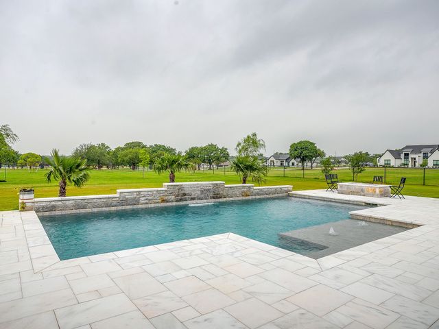 473 Royal Santana Run, Weatherford, TX 76087