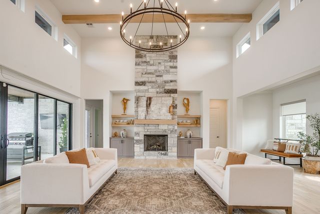 473 Royal Santana Run, Weatherford, TX 76087