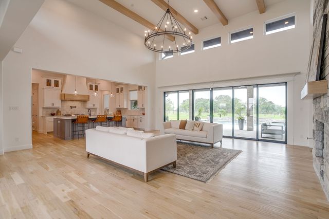 473 Royal Santana Run, Weatherford, TX 76087