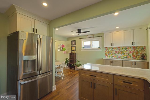 203 E ROSEDALE AVE, West Chester, PA 19382