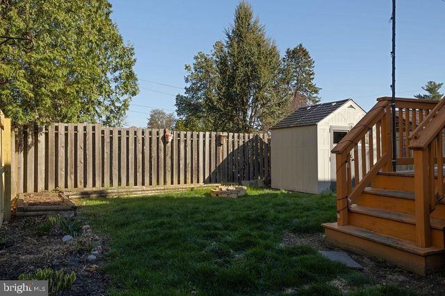 203 E ROSEDALE AVE, West Chester, PA 19382