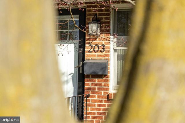 203 E ROSEDALE AVE, West Chester, PA 19382