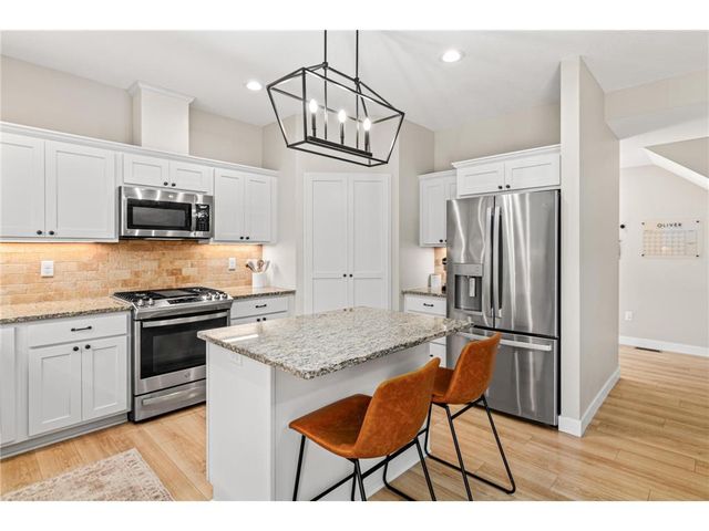 1837 White Pine Court, Stillwater, MN 55082