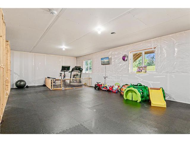 1837 White Pine Court, Stillwater, MN 55082