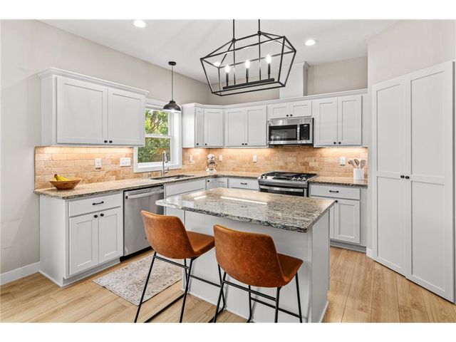 1837 White Pine Court, Stillwater, MN 55082