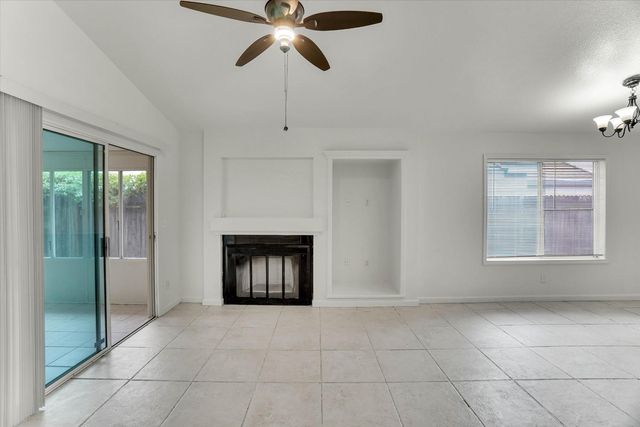 8575 Black Kite Dr, Elk Grove, CA 95624