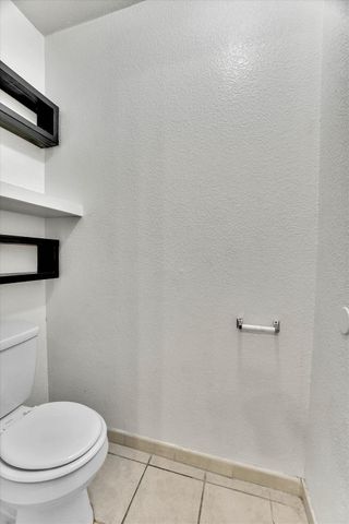 8575 Black Kite Dr, Elk Grove, CA 95624