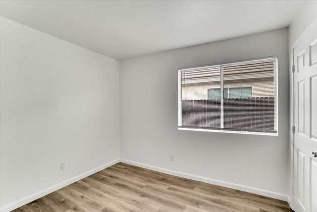 8575 Black Kite Dr, Elk Grove, CA 95624