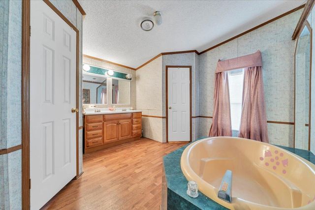 20459 Main ST, Buchanan, VA 24066