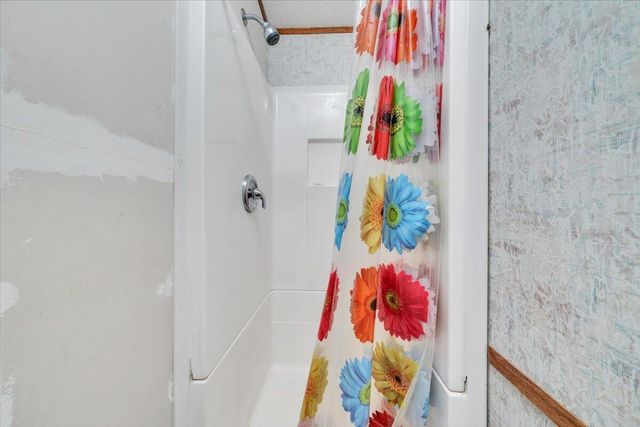 20459 Main ST, Buchanan, VA 24066