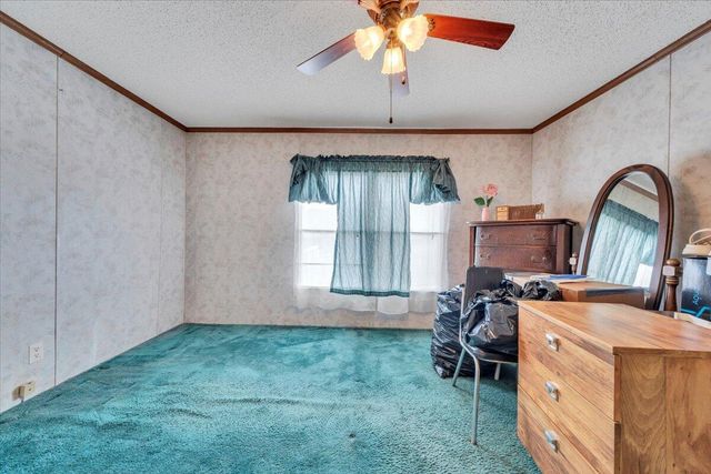 20459 Main ST, Buchanan, VA 24066