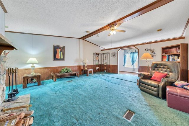 20459 Main ST, Buchanan, VA 24066