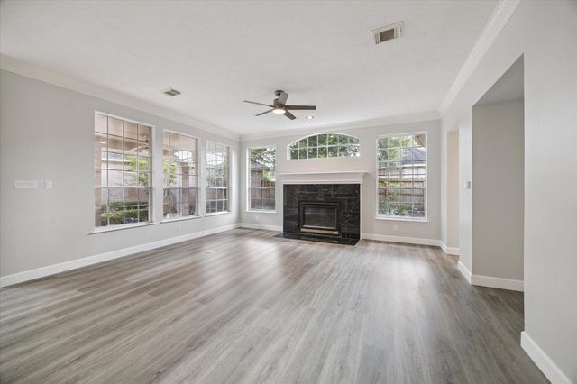 2803 N Strathford Lane, Houston, TX 77345