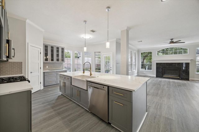 2803 N Strathford Lane, Houston, TX 77345