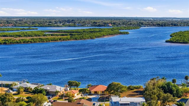 3260 PEACE RIVER DRIVE, Punta Gorda, FL 33983