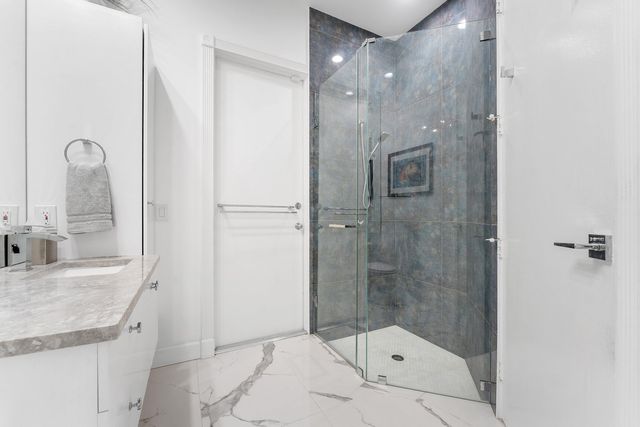 5863 Waterford, Boca Raton, FL 33496