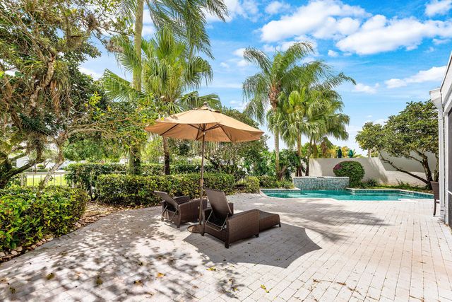 5863 Waterford, Boca Raton, FL 33496