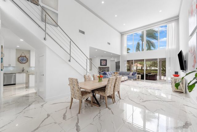 5863 Waterford, Boca Raton, FL 33496