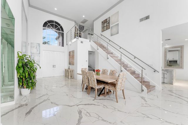 5863 Waterford, Boca Raton, FL 33496