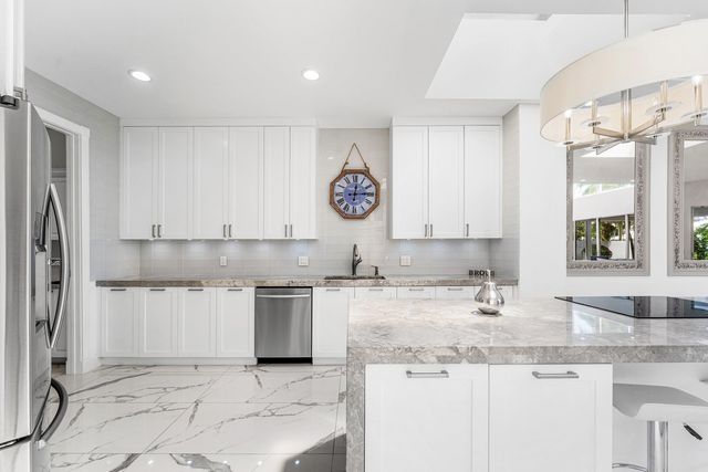 5863 Waterford, Boca Raton, FL 33496