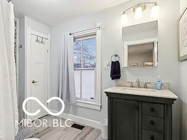 4702 Michigan Road, Indianapolis, IN 46228