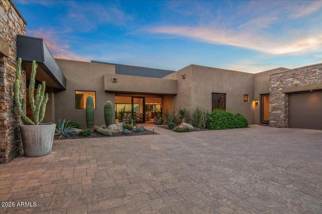9235 E GRAPEVINE Pass, Scottsdale, AZ 85262