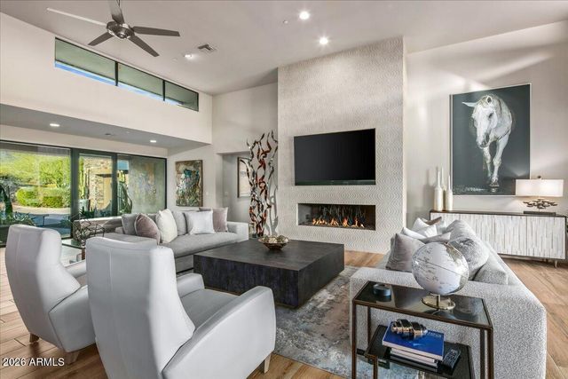 9235 E GRAPEVINE Pass, Scottsdale, AZ 85262